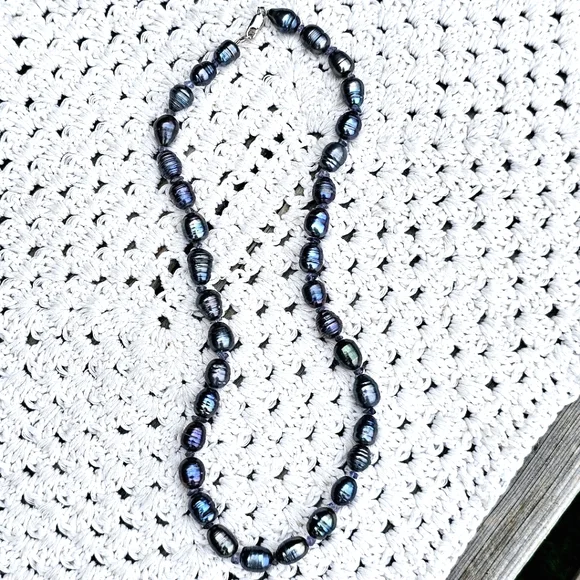 Genuine black sea pearl necklace - Picture 9 of 9